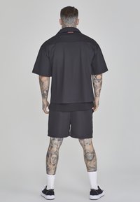 SIKSILK Shirt - black