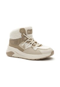 Šviesiai rudos apykaklės aulinukai su pūkuotu baltu vilnos apvadu, odiniais akcentais, tekstūruotais paneleis ir storu baltu padu. Raišteliai su metaliniais akytėmis.