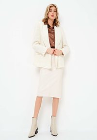 Cesare Gaspari BLOCK HEEL  - Botine clasice - beige