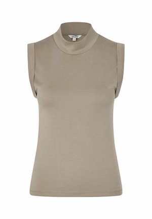 Top beige sin mangas con cuello alto simulado, hombros ligeramente acolchados, tejido de punto liso y cintura ajustada.