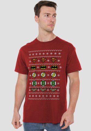 Cotton Soul, JLA JUSTICE SHIELDS CHRISTMAS SWEATER - Print T-shirt - red