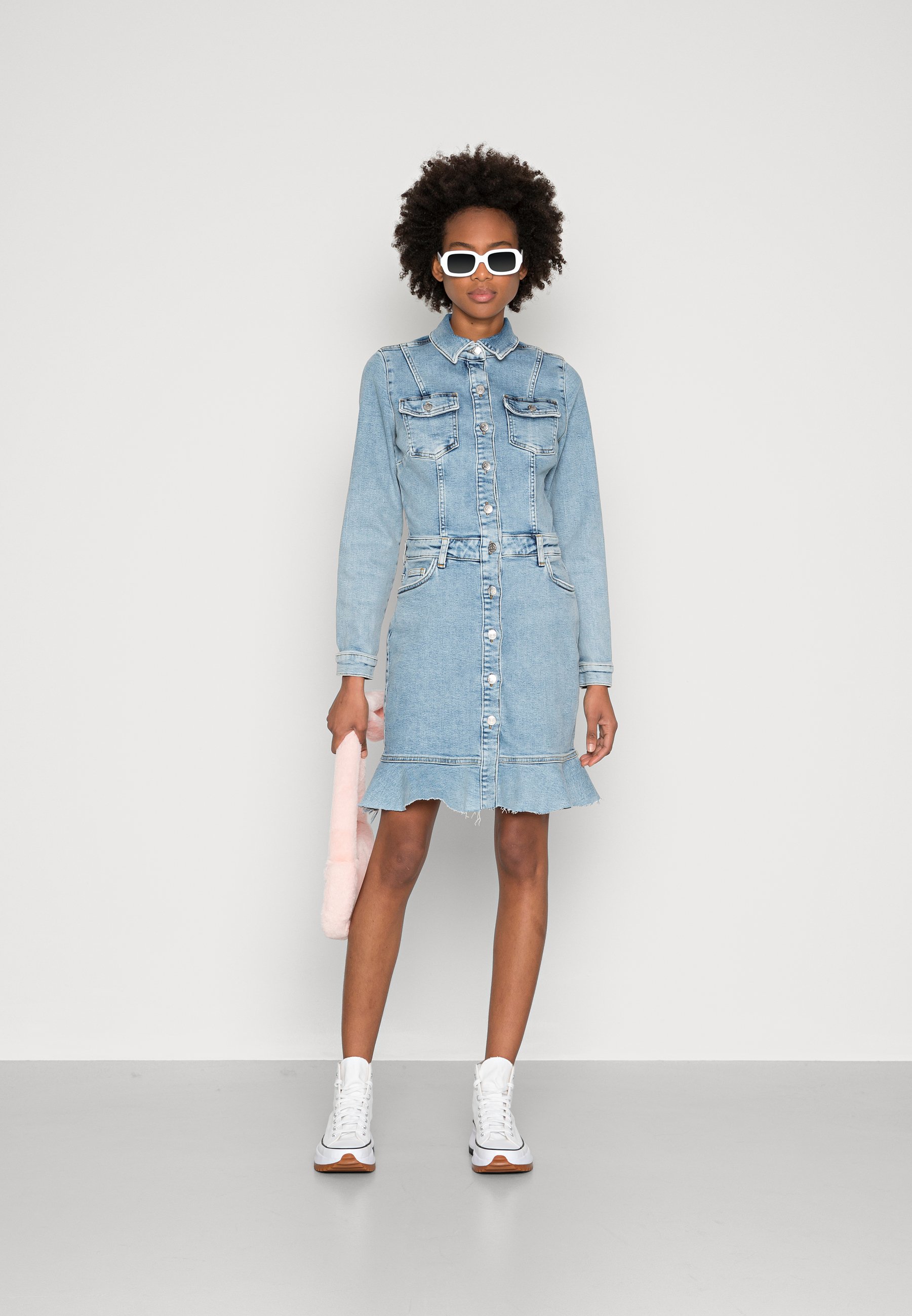 ONLY ONLDARIA FRILL DRESS - Vestito di jeans - light blue denim/carta da  zucchero - Zalando.it