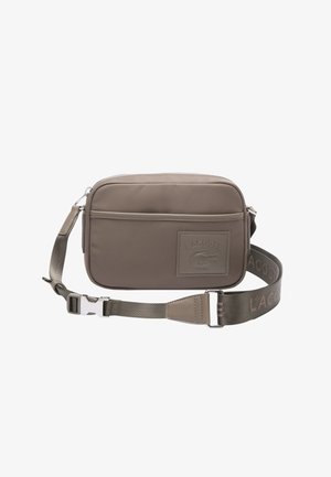 Lacoste, REPORTER BAG - Umhängetasche - morel-q