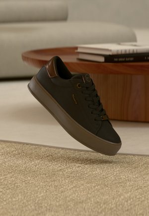 Tamaris, Sneaker low - black