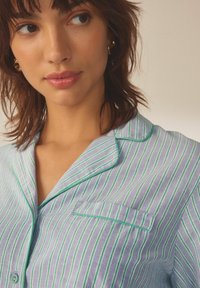 Next BUTTON THROUGH SET - Pyžamo - lilac purple stripe