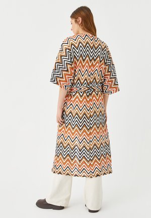 ZIGZAG PATTERNED KIMONO WAISTBANDED - Lichte jas - brown