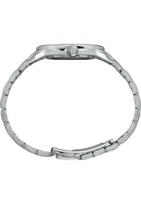Montre en acier inoxydable argenté avec un boîtier rond poli, un bracelet à maillons, et une finition texturée. Elle dispose d'une couronne centrale pour les réglages.