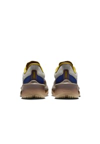 Nike Performance ZOOM FLY 6 PRM - Chaussures de running sur route - light bone cave stone blue void burgundy crush
