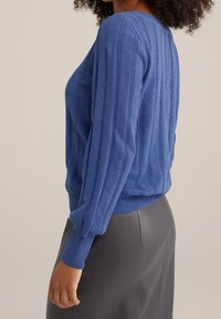 WE Fashion Stickad tröja - light blue