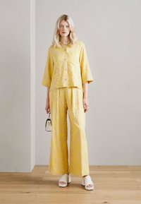 Mos Mosh MELO PANT - Bukse - goldfinch