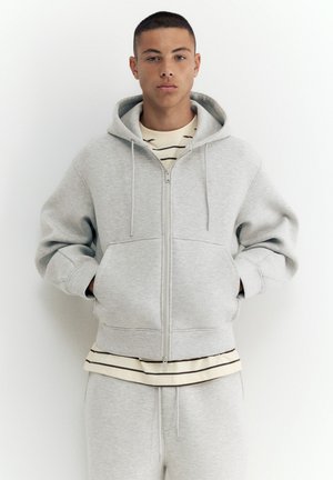 PULL&BEAR, HOODED ZIP-UP - NEOPRENE EFFECT JACKET - Sweat zippé - light grey