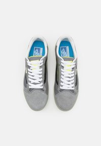 Vans EVDNT ULTIMATEWAFFLE UNISEX - Sapatilhas - static frost grey/white