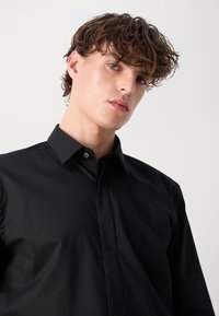 BOSS HANK PARTY - Chemise - black