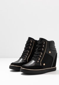 Anna Field Höga sneakers - black
