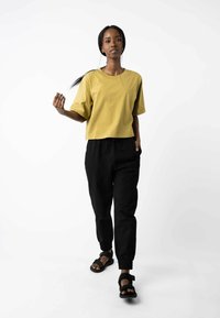 MELA CROPPED DESNA - T-shirt basic - khaki