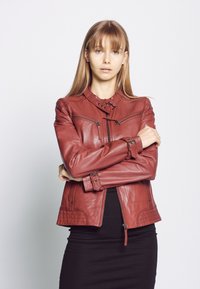 Mustang RYANA - Leren jas - red
