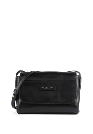 Borsa a tracolla nera in pelle con chiusura a patta, placca del marchio dorata e tracolla regolabile per maggiore versatilità. Texture liscia in tutta la borsa.