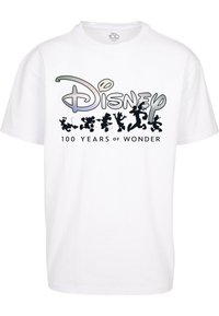 Hvit bomulls t-skjorte med en fargerik "Disney"-logo over svarte figurer og tekst som leser "100 ÅR MED UNDERHOLDNING."