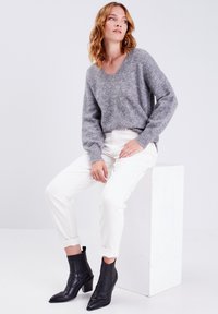 BONOBO Jeans UMWELTFREUNDLICHER  - Pullover - gris