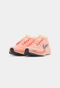 Nike Performance AIR ZOOM PEGASUS 41 - Hardloopschoenen voor op de weg - crimson tint/gridiron/washed coral/total orange