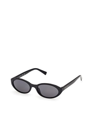 Schwarze ovale Sonnenbrille mit dunklen Gläsern und schlanken Bügeln, die dezente Logodetails an der Seite zeigt.
