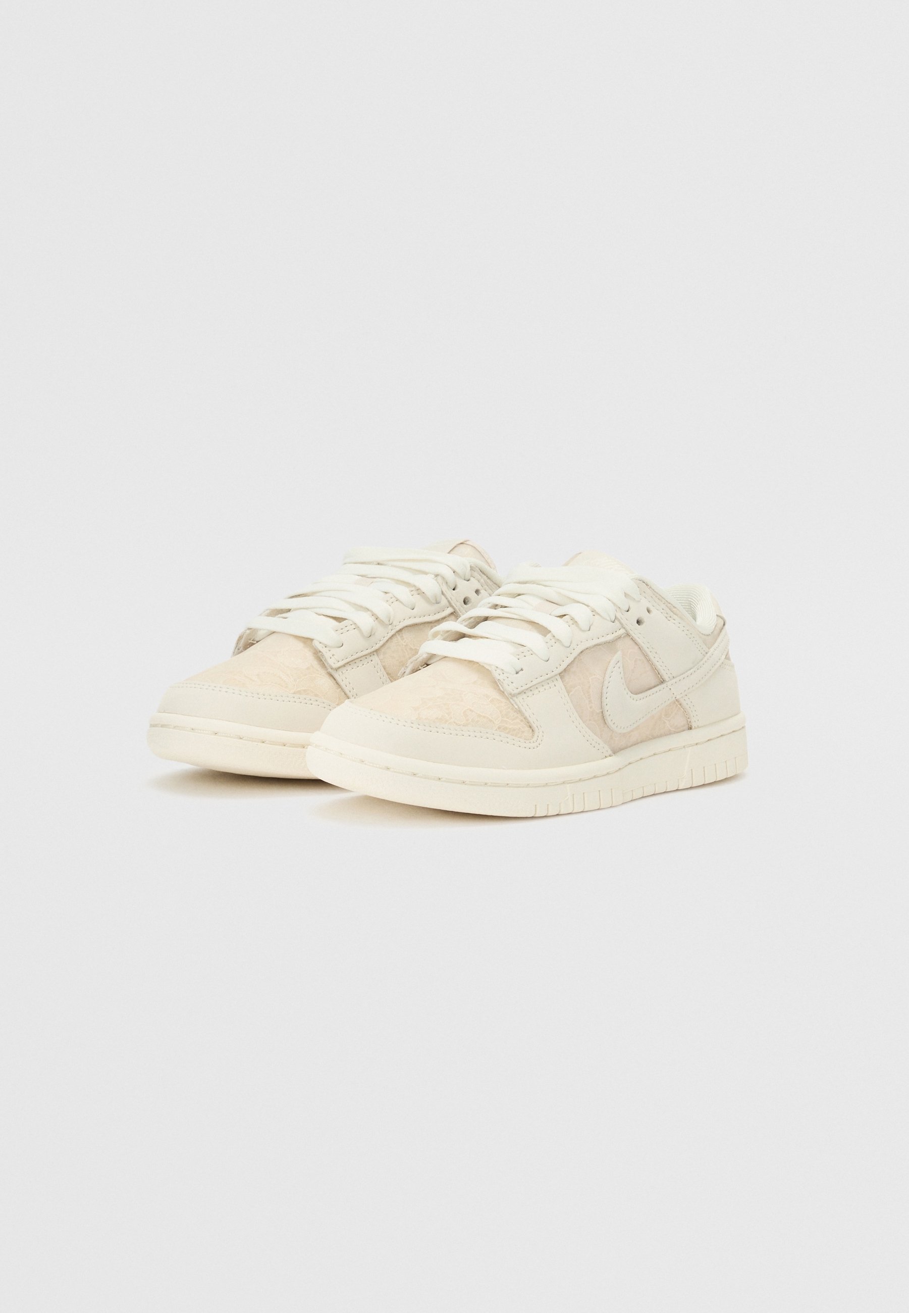 zalando nike squash type