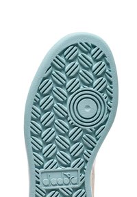 Suola di scarpa in gomma blu chiaro con un design strutturato e testurizzato, caratterizzato da elementi di battistrada circolari ed ellittici. Logo presente sul fondo.