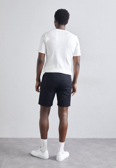 Tiger of Sweden TENUT - Short - black