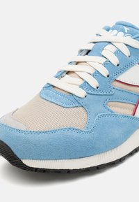 Diadora N902 UNISEX - Trainers - oyster gray/dusk blue