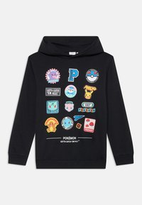 Felpa con cappuccio nera che presenta distintivi colorati dei personaggi Pokémon e scritte, realizzata in un morbido tessuto con polsini e fondo a coste.