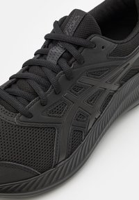 ASICS JOLT 4 - Katujuoksukengät - black