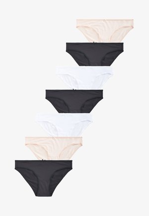 Sedam pari ženskih gaćica u crnoj, bijeloj i nude boji. Izrađene od glatkog, rastezljivog materijala s jednostavnim dizajnom i bez uočljivih uzoraka.