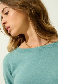 Authentic Cashmere GOLÉON - Strickpullover - mottled green
