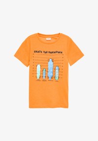 Unselected, orange