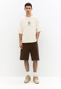 Thumbnail Image 2