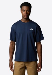The North Face M MOUNTAIN SKETCH SS TEE  RELAXED - Print T-shirt - summit navy tnf white