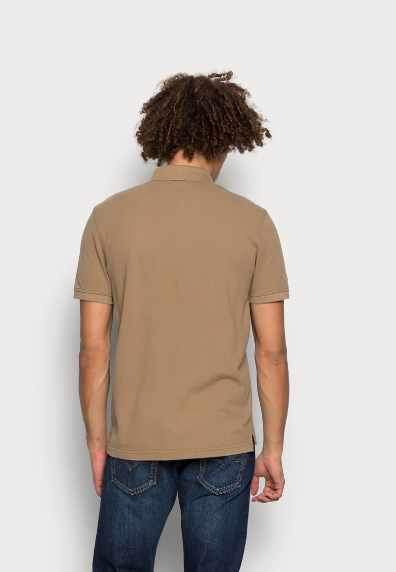 Herren T-Shirts basic | Levi's® Poloshirt petrified oak/ocker - ZQ82781 Herren T-Shirts basic | Levi's® Poloshirt petrified oak/ocker - ZQ82781