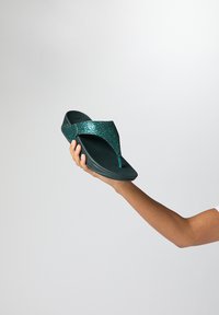 FitFlop LULU TOE POST - BALL - Teensandalen - blauw