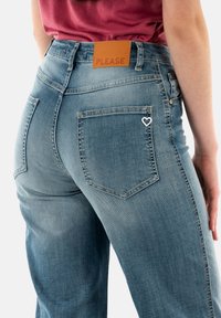 PLEASE Vaqueros a campana - bleu