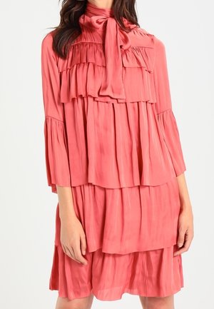Robe de jour - red
