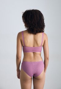 Sloggi ZERO Feel Lace Dames High Waist Aubergine 00QN voordelig online kopen