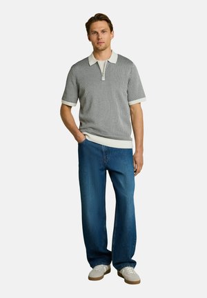 TOM TAILOR DENIM, LOOSE FIT STRICKPULLOVER MIT STREIFEN - Polo shirt - black white jacquard
