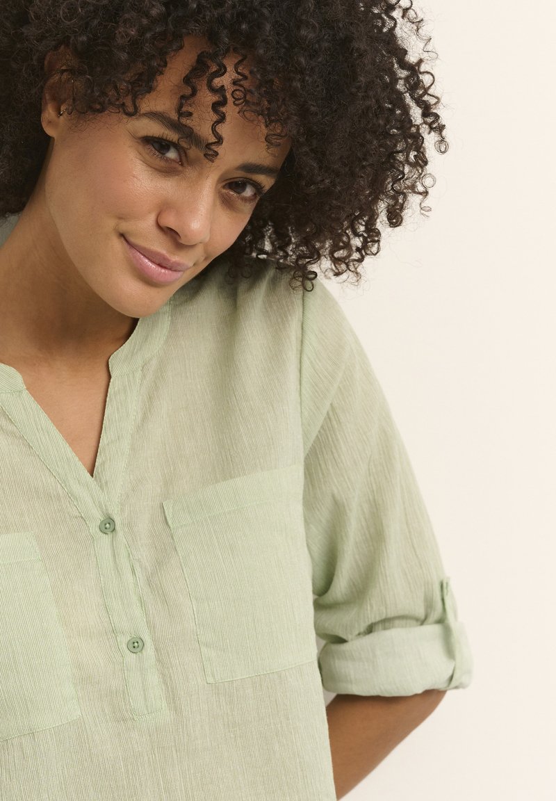 Damen Kleider | Kaffe KAVIVIAN Bluse green chalk stripe/grün - PW34488 Damen Kleider | Kaffe KAVIVIAN Bluse green chalk stripe/grün - PW34488