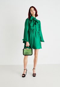 Sister Jane CARRIAGE BEAD BAG - Rokassoma - green