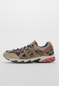 ASICS SportStyle GEL SONOMA UNISEX - Sneakers low - black/clay canyon
