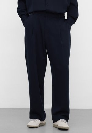 PLEATED - Stoffhose - navy blue