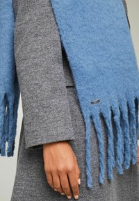 Lipsy SUPER - REGULAR FIT - Sjal / Tørklæder - blue