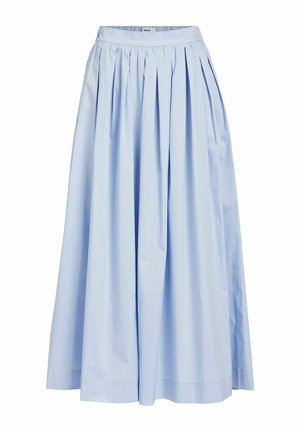 Lyseblå lang A-formet nederdel lavet af glat stof med plisseringer og en linning, med en ren kant og uden synlige mønstre eller accenter.