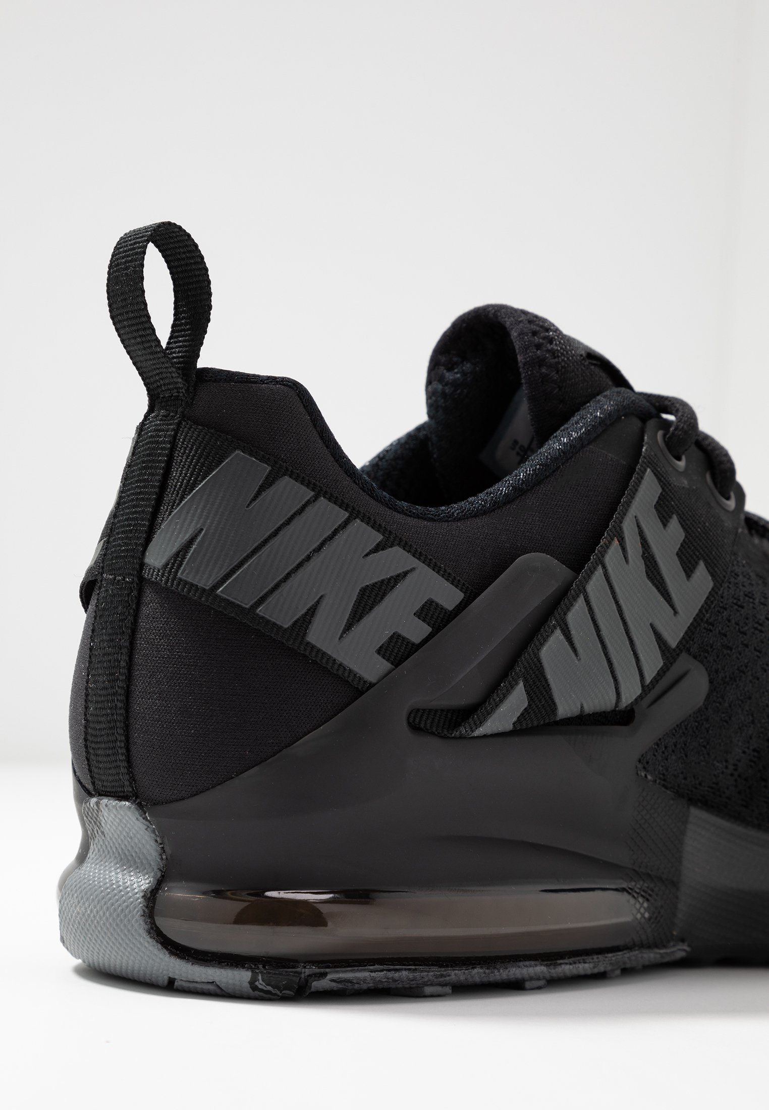 Nike Performance ZOOM DOMINATION TR 2 Treningssko black Nike Performance ZOOM DOMINATION TR 2 Treningssko