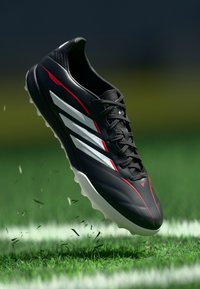 Valittu, core black/footwear white/lucid red